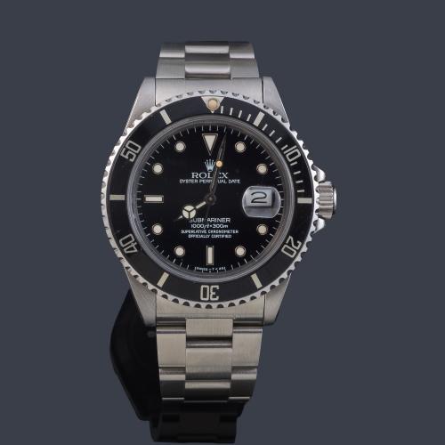 ROLEX mod. Oyster Perpetual date "Submariner", Superlative Chronometer Officially Certified. Ref. 16800. Reloj para caballero con caja y brazalete en acero. Con estuche y documentación.
