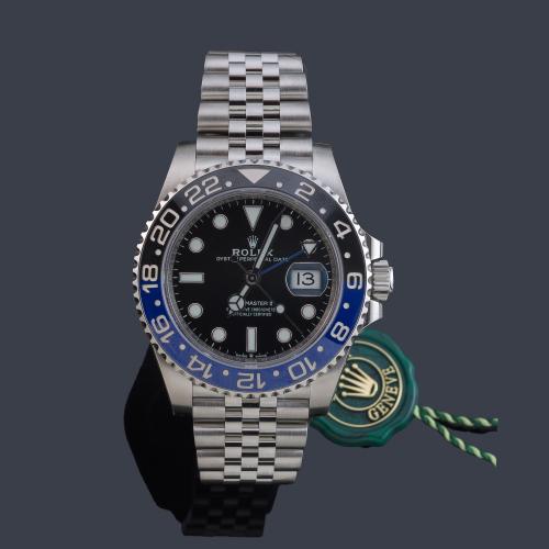 ROLEX mod. Oyster Perpetual "GMT Master II" Batman Superlative Chronometer Officially Certified Ref. 126710BLNR. Reloj para caballero con caja y brazalete en acero.  Con estuche y documentación.