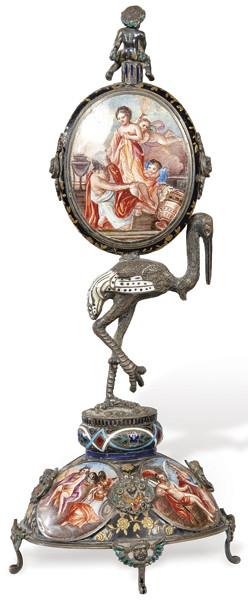  Reloj de mesa de plata y esmalte, Viena último tercio S. XIX.