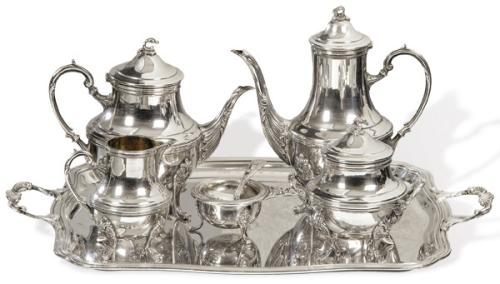  Juego de café y te de plata española punzonada 1ª Ley de La Cruz de Malta, modelo Luís XVI.