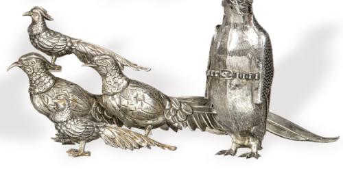  Dos parejas de faisanes de plata española punzonada.