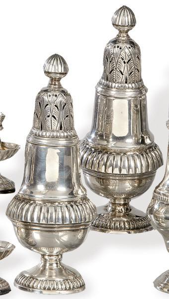  Pareja de azucareros de plata española punzonada 1ª Ley de Orfebrería Rizomera.