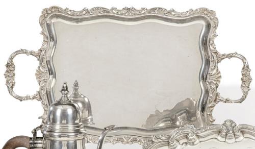  Bandeja rectangular de dos asas de plata española punzonada 1ª Ley de Durán.