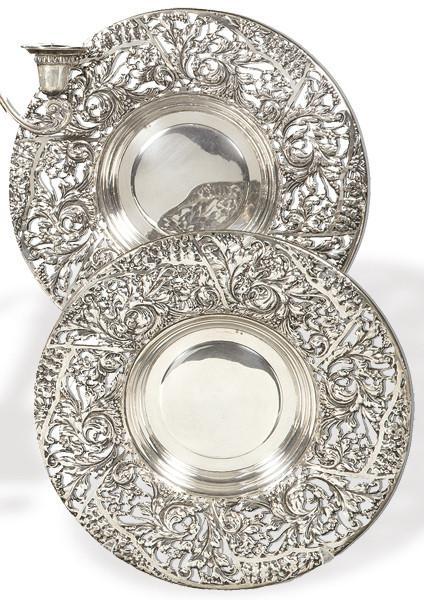  Pareja de paneras de plata española punzonada 1ª Ley.