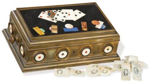  Caja de juego de bronce con decoración de piedras duras, Italia S. XIX