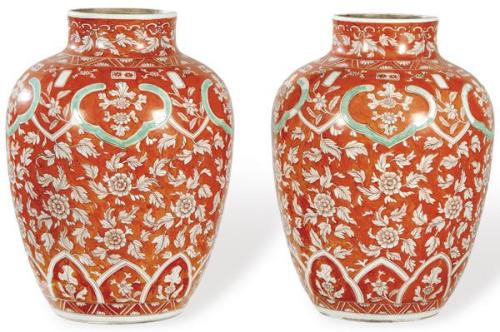  Pareja de jarrones de porcelana francesa de Samson de estilo oriental S. XIX