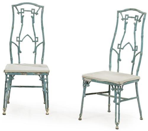  Pareja de sillas de jardín de Kessler Industries de diseño orientalista, con estructura de varillas de metal imitando bambú.