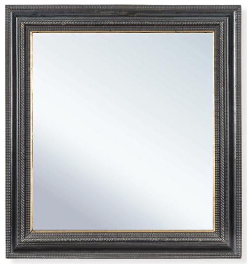 Marco de espejo siguiendo modelos holandeses del S. XVII en madera de pino tallada y ebonizada.