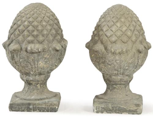 Pareja de piñas de arenisca