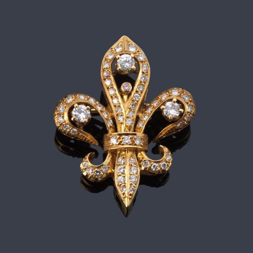 Broche con motivo 'flor de lis' con brillantes de aprox. 1,30 ct en total.