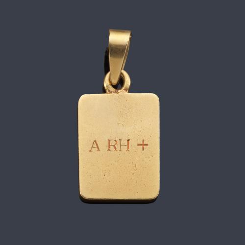 Placa sanitaria realizada en oro amarillo de 18K.