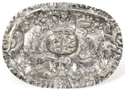 Bandeja oval de plata española puzonada Mora, Valladolid 1797.