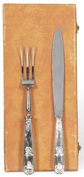 Trinchantes de plata punzonada posiblemente alemana pp. S. XX