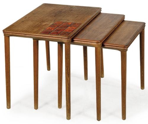 Juego de 3 mesas nido en madera de teca 