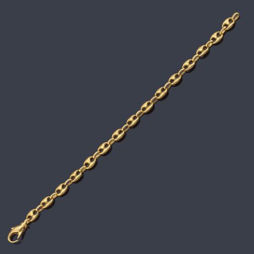 Pulsera con eslabones de calabrote en oro amarillo de 18K.