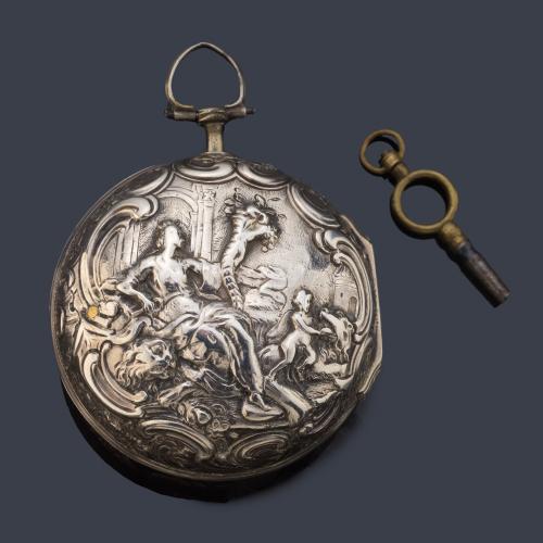  MAY, reloj catalina con caja en plata, sig. XVIII.