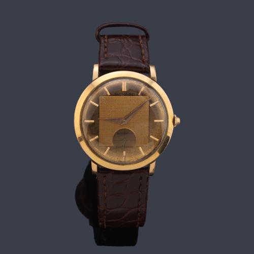 MOVADO de caballero con caja en oro amarillo de 18 K.