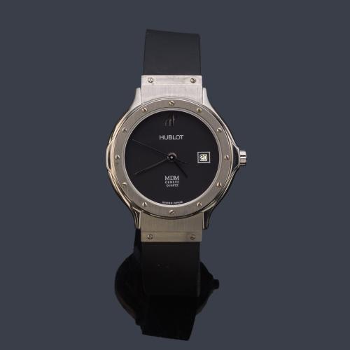 HUBLOT Clásico de señora con caja en acero.