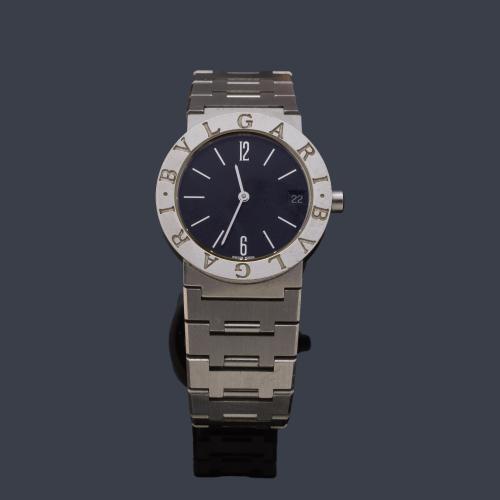 BULGARI mod. Classic Ref. BB30SSD modelo cadete con caja y brazalete en acero.