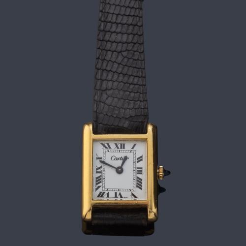 CARTIER Tank de señora con caja chapada en oro.