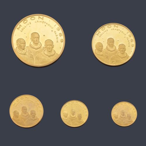 Monedas conmemorativas astronautas "Apolo 11" en oro amarillo de 22 K. Con estuche y certificado.