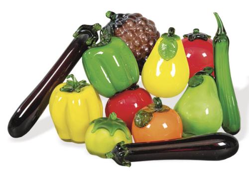 Doce frutas y hortalizas de cristal de Murano.