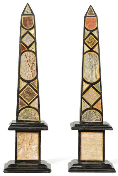 Pareja de obeliscos de mármol negro con inclusión de ágatas de colores, Italia S. XIX.