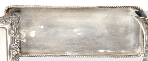 Bandeja rectangular de plata española punzonada 1ª Ley de Orfebrería Rizomera.
