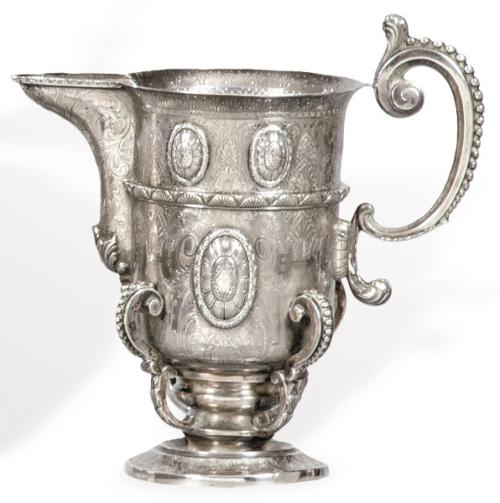 Jarra de pico de plata española punzonada 1ª Ley.