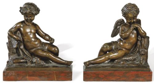 Pareja de amorcillos de bronce patinado, Francia S. XIX.