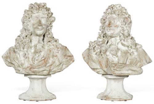 "Luís XIV y Luís XV" en terracota con pátina blanca S. XX.