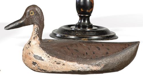 Pato de reclamo de madera de balsa policromada ff. S. XIX.