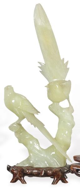 Pájaros en rama en jade