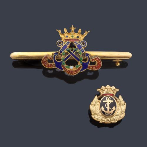 Broche de la academia naval española y pin de solapa de la armada española en oro amarillo de 18 K y esmalte.