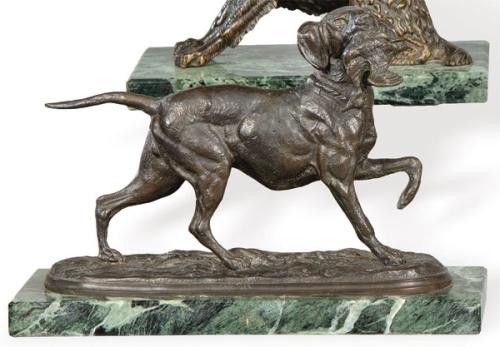 "Perro con Perdiz" en bronce patinado con sello de la Fundición Capa h. 1950.