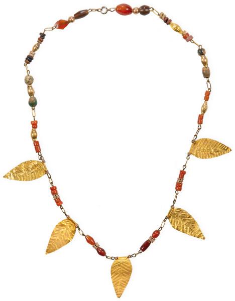 Collar romano de hojas de oro, fayenza y cornalinz SS. I-II