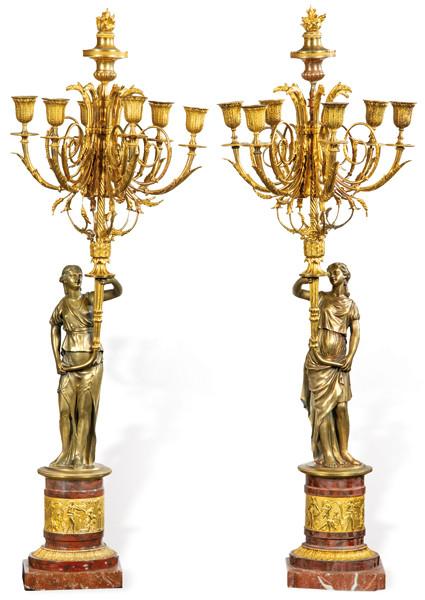 Importante pareja de candelabros Louis XVI h. 1780.
