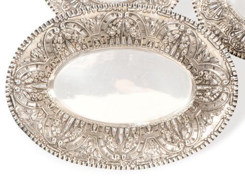 Panera de plata española punzonada Ley 916 de Matilde Espuñes pp. S. XX.