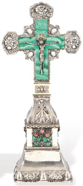 Cruz de mesa de plata alemana punzonada Ley 800 de M. Strobl, Munich h. 1900.