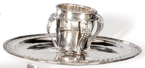 Mancerina de plata española punzonada de posiblemente Josep Marti y F. Salas, Barcelona ff. S. XVIII pp. S. XIX.