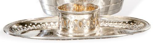 Mancerina de plata española punzonada de Damián de Francisco Sánchez Taramás y Damián de  Castro, Córdoba h. 1758-1759.