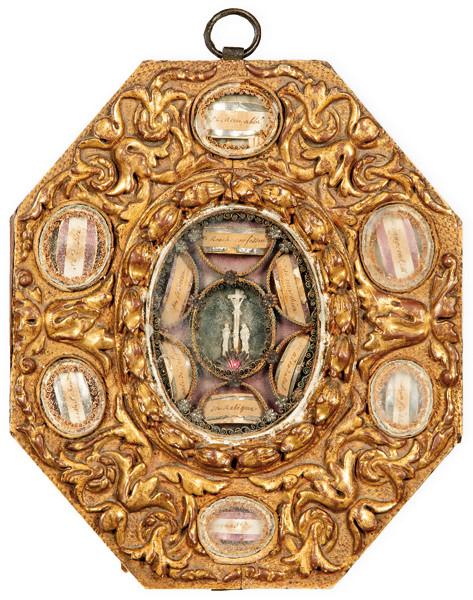 Relicario poligonal barroco de madera tallada, España S. XVII.