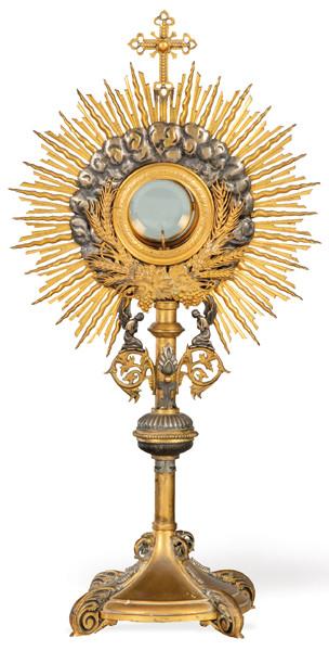 Custodia de bronce y latón, parcialmente plateada,  Francia ff. S. XIX pp. S. XX.