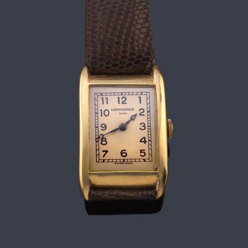  LONGINES de caballero con caja en oro amarillo de 18 K.