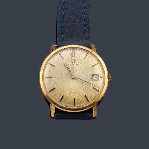 OMEGA de caballero con caja en oro amarillo de 18 K.