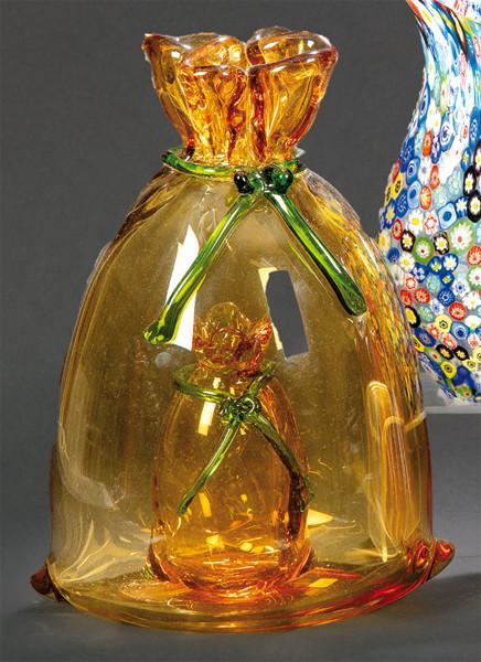 Jarrón de cristal de Murano ámbar en forma de saco