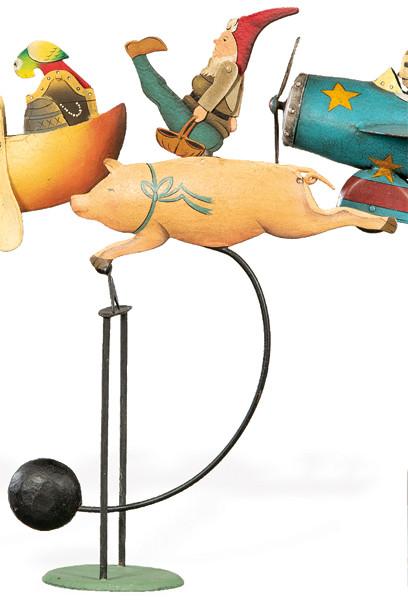 Tentetieso de hierro pintado "Gnomo Montado en Cerdo".