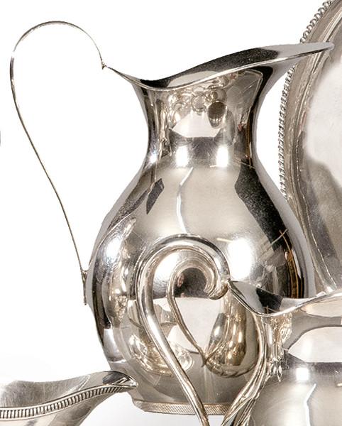 Jarra de plata española punzonada 1ª Ley de Pasgorcy.