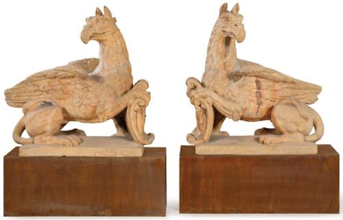 Pareja de grifos de terracota franceses S. XIX