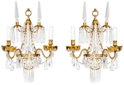  Pareja de apliques de bronce dorado y cristal con dos brazos de luz S. XX.